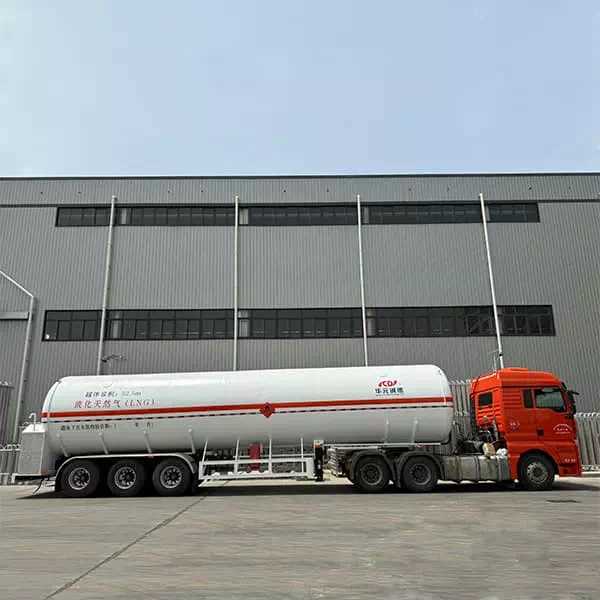 Semi-Trailer Lng Fuel 52.5M3 Tanker