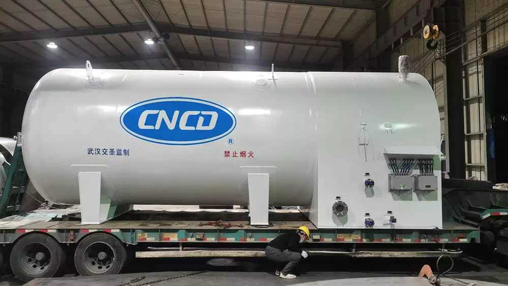 Cryogenic Storage Tank