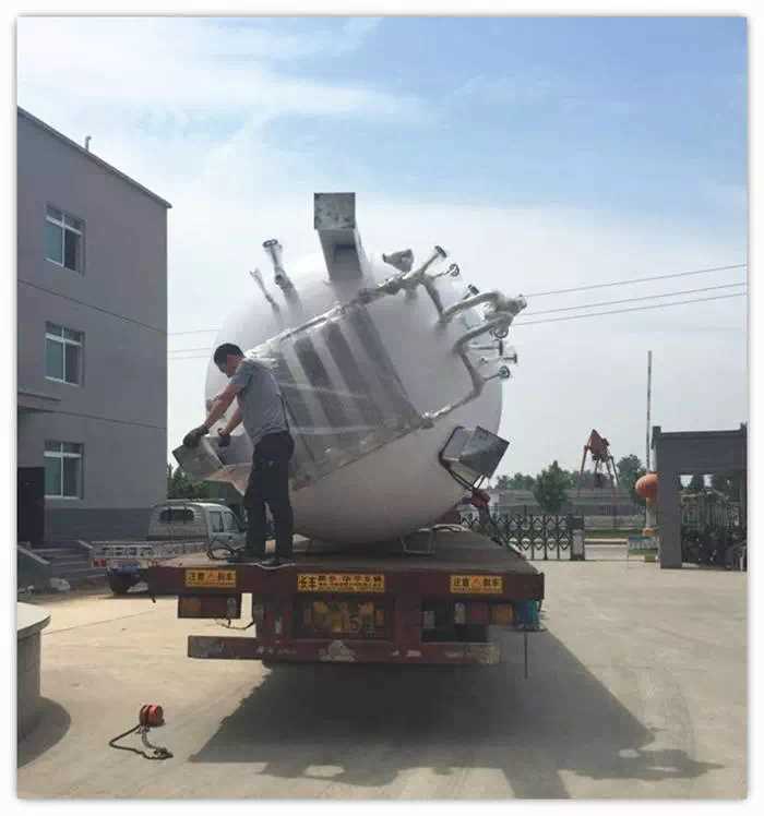 Cryogenic Storage Tank