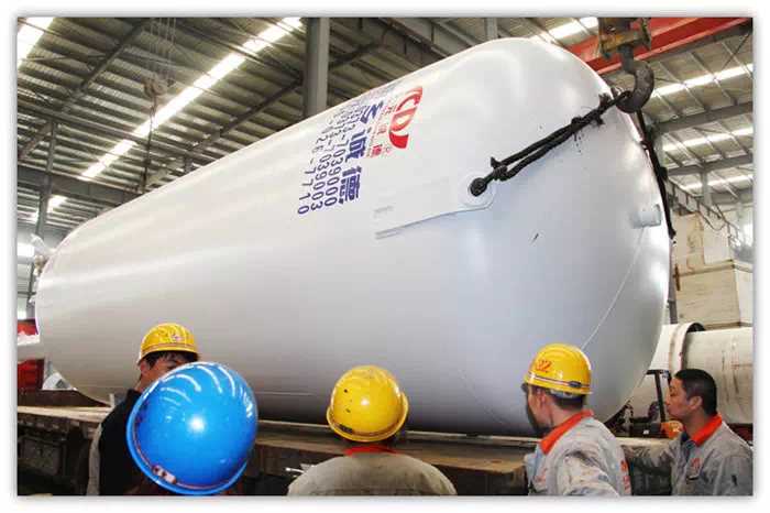 Cryogenic Storage Tank