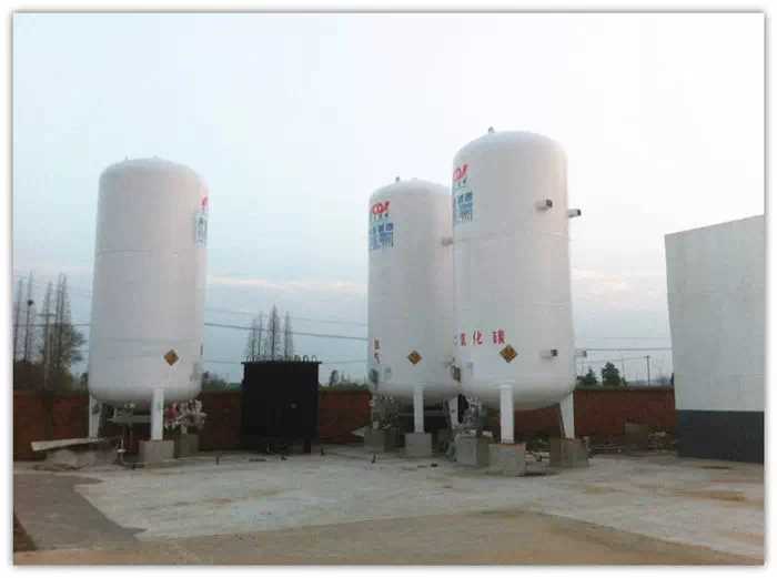 Cryogenic Storage Tank